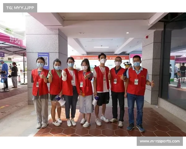 志愿者双语服务助力总决赛 反响热烈